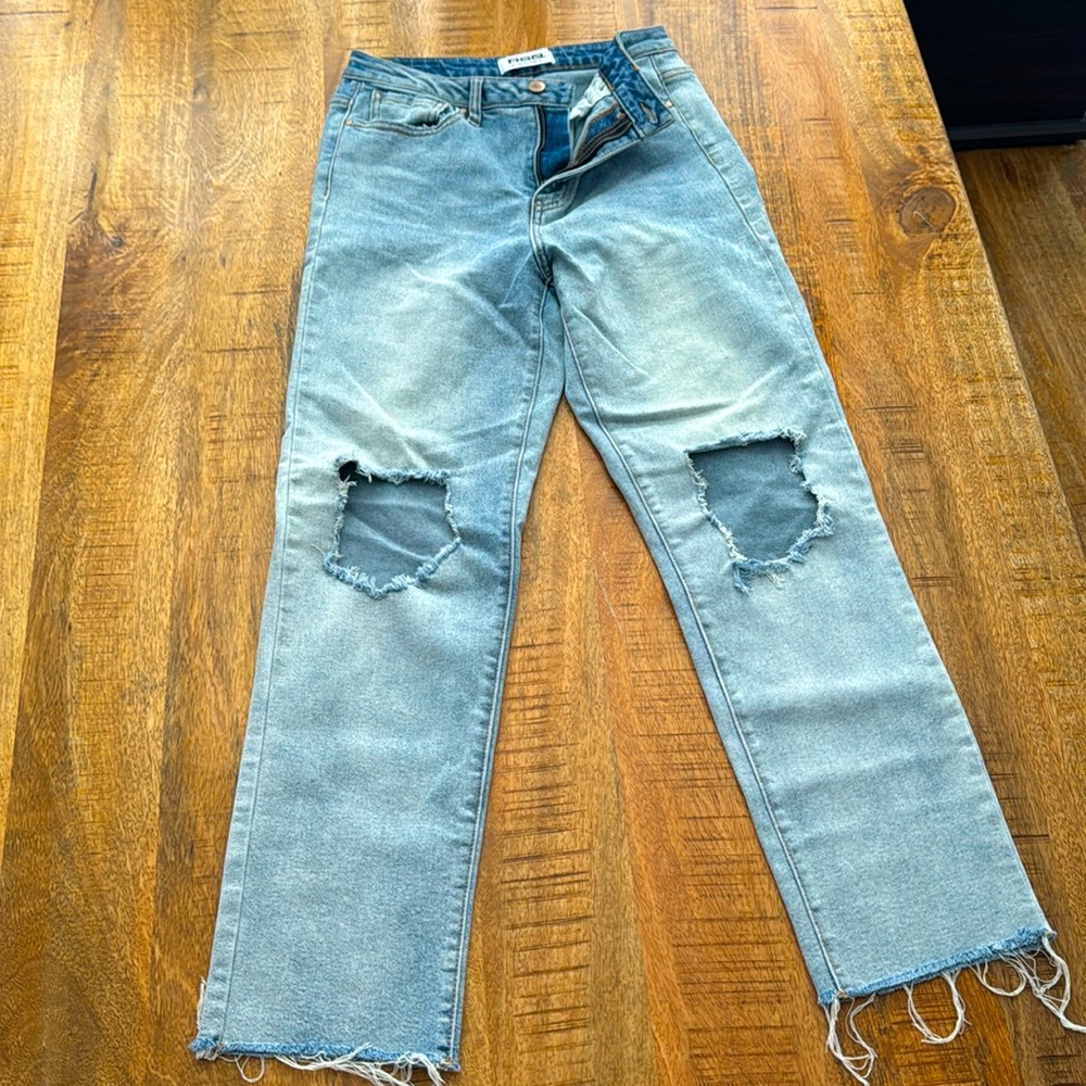 Light denim jeans, high rise, straight leg, size 27